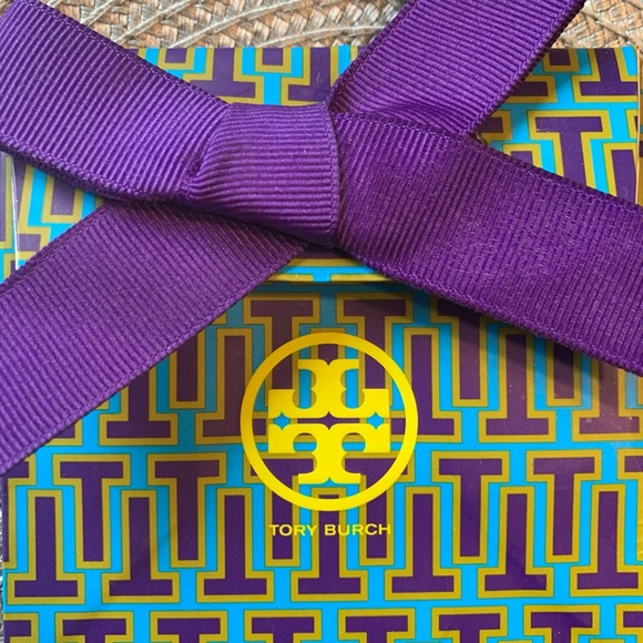 COPY - NEW Tory Burch Gift Bag - Picture 4 of 6